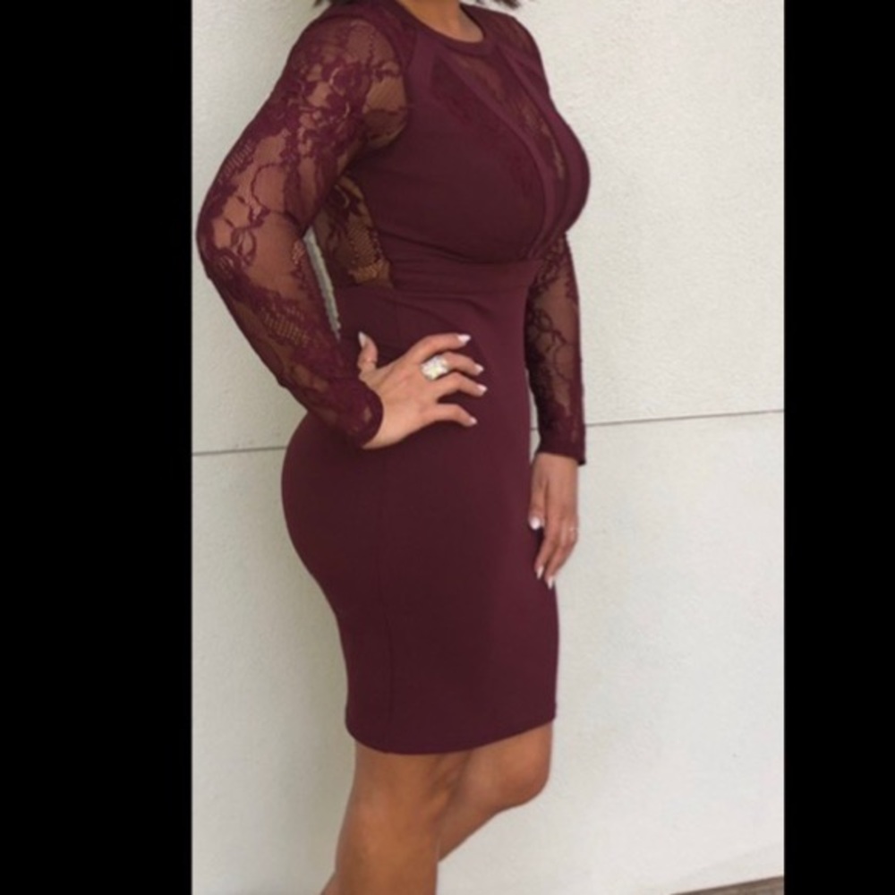 Midi lace dress